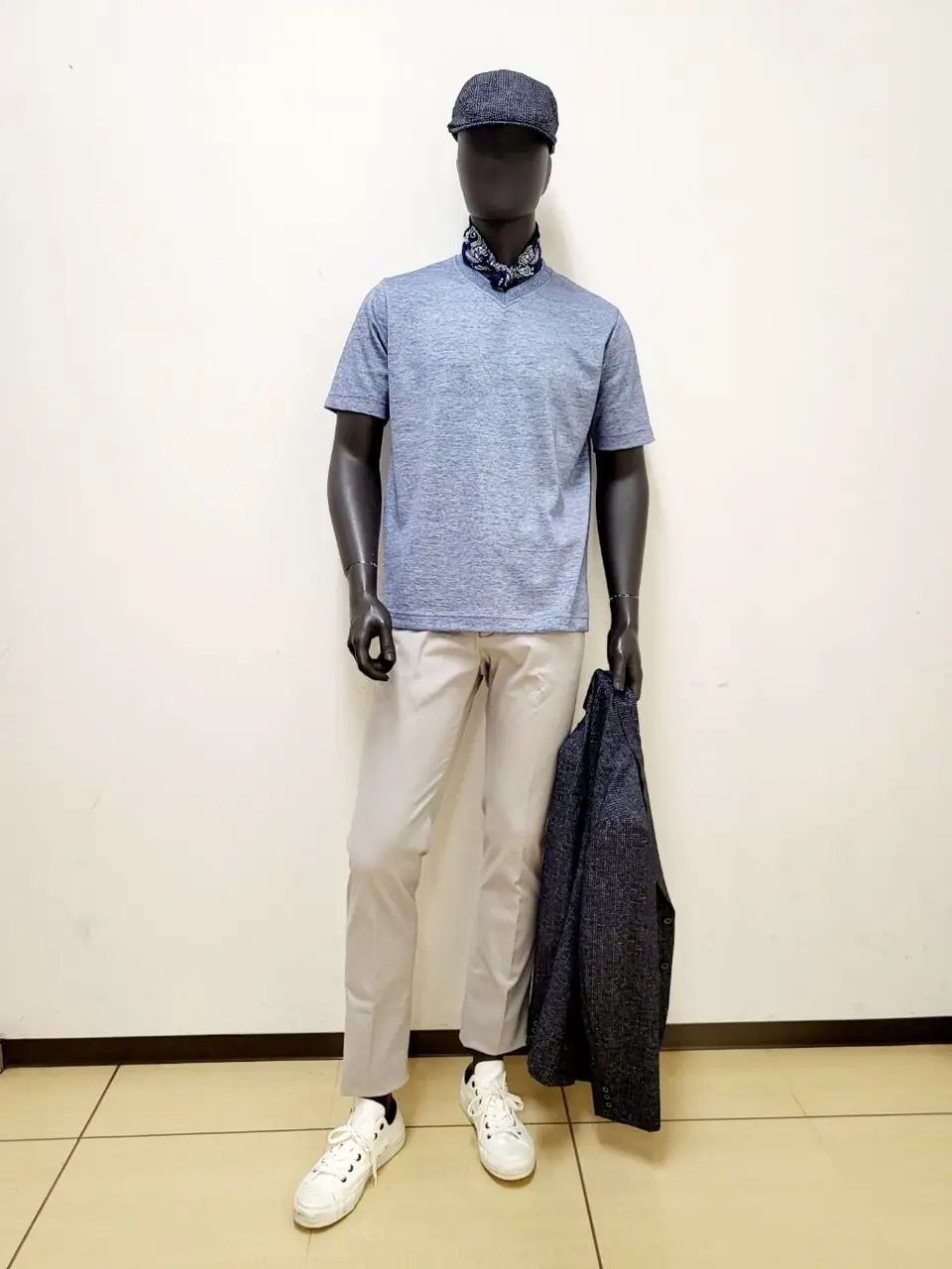  亀井 コーディネート画像