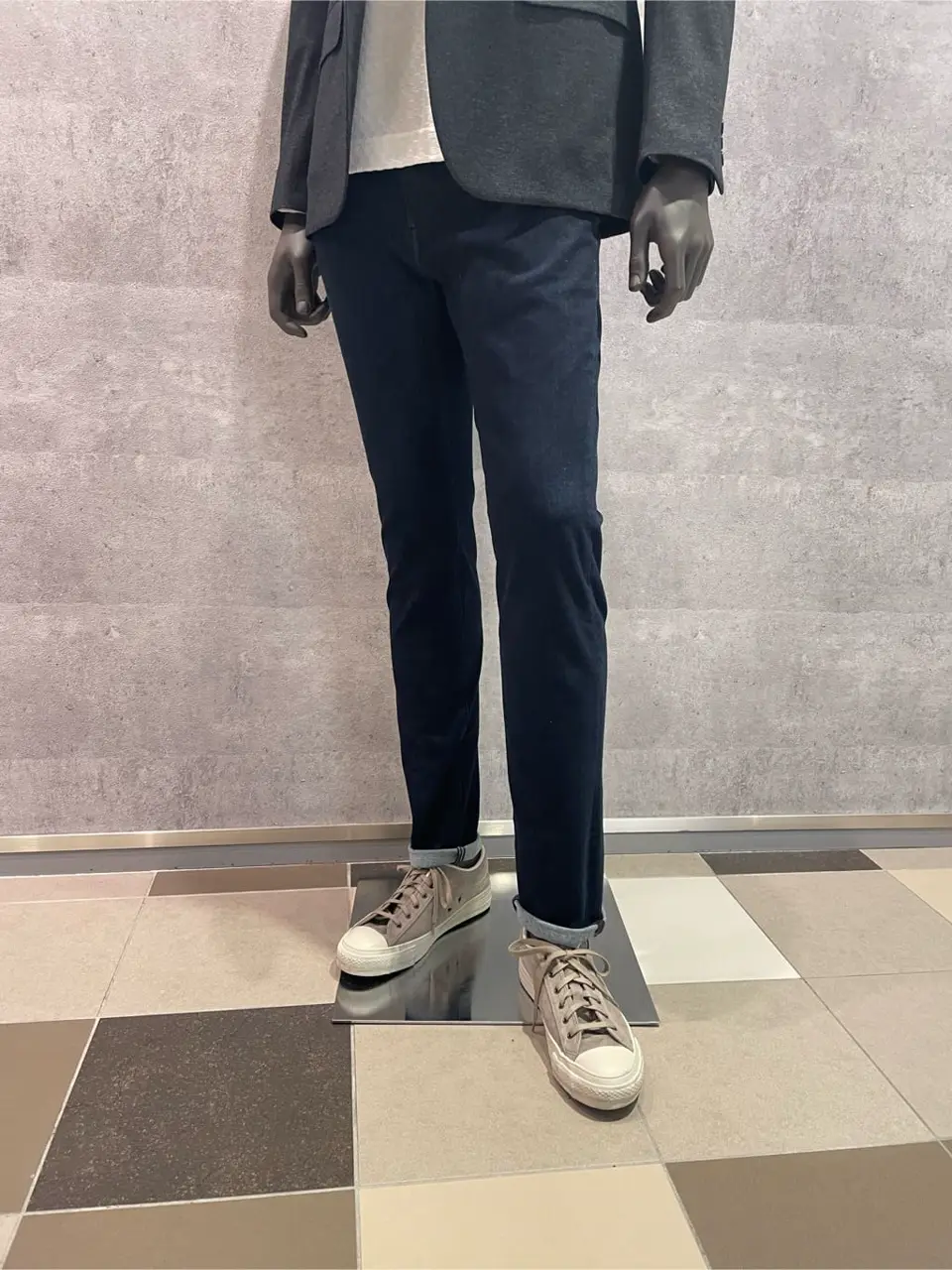 JOSEPH ABBOUD 東　 コーディネート画像