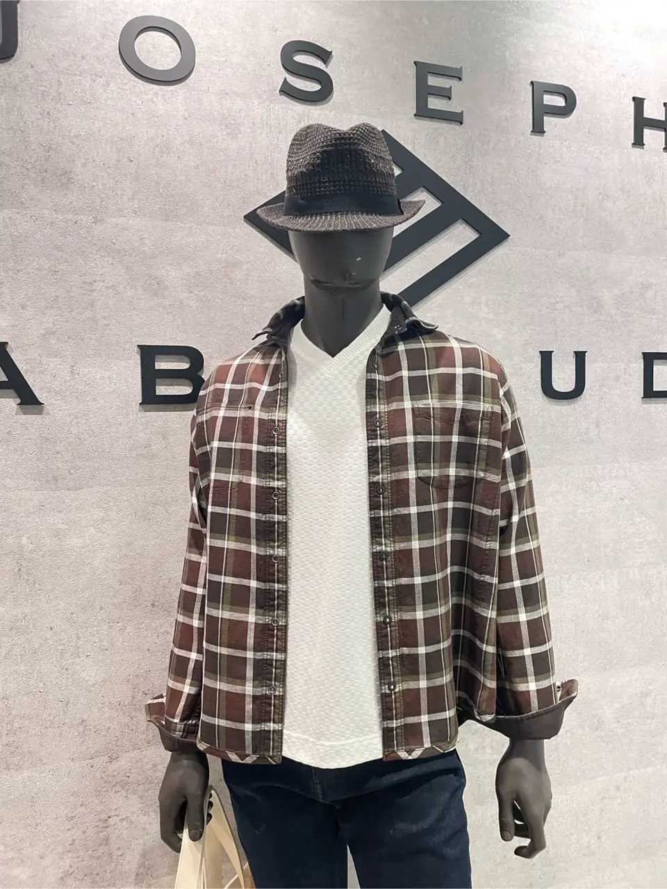 JOSEPH ABBOUD 東　 コーディネート画像