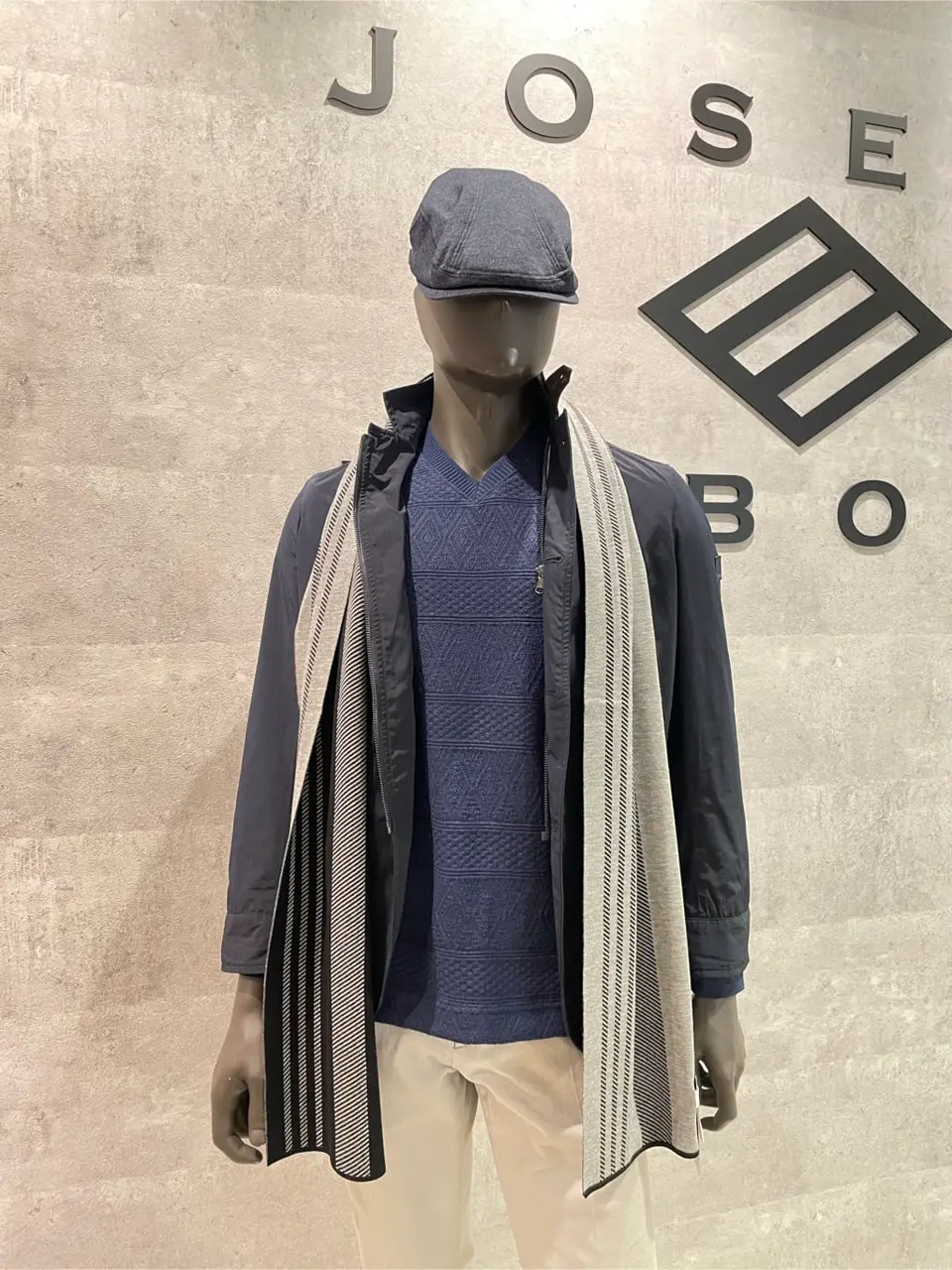 JOSEPH ABBOUD 東　 コーディネート画像