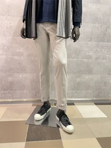 JOSEPH ABBOUD 東　 コーディネート画像