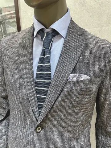 JOSEPH ABBOUD 二澤 コーディネート画像