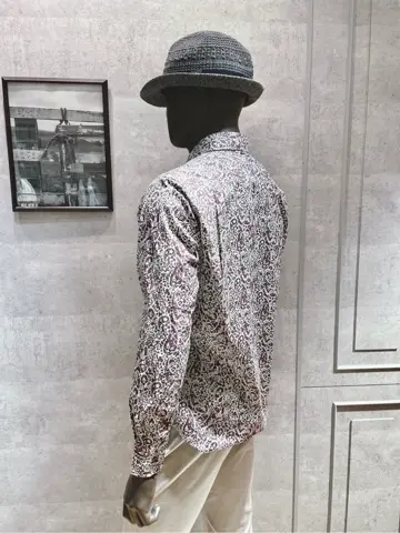 JOSEPH ABBOUD 二澤 コーディネート画像