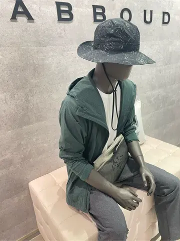 JOSEPH ABBOUD 東　 コーディネート画像