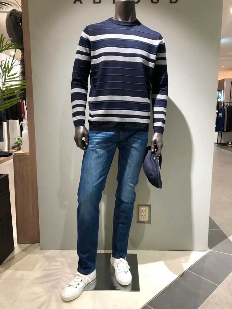 JOSEPH ABBOUD 川田 コーディネート画像