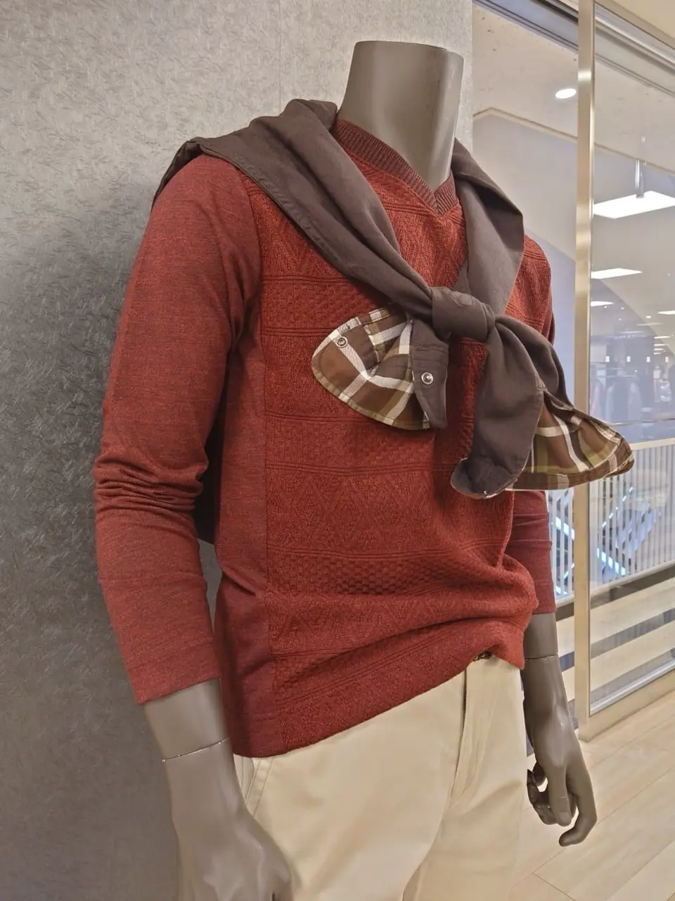 JOSEPH ABBOUD 石川 コーディネート画像