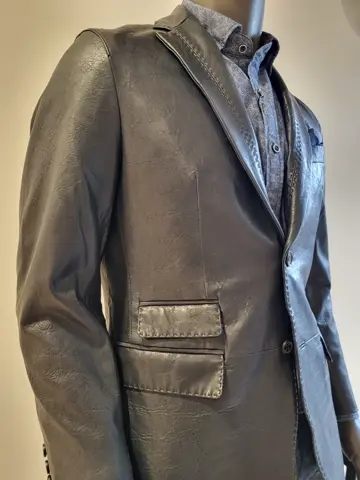 JOSEPH ABBOUD 亀井 コーディネート画像