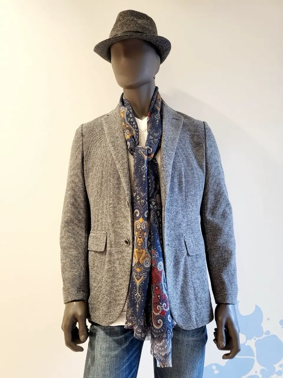 JOSEPH ABBOUD 亀井 コーディネート画像