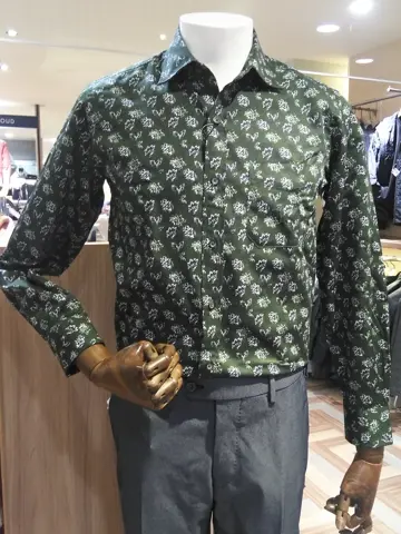 JOSEPH ABBOUD 森部 コーディネート画像