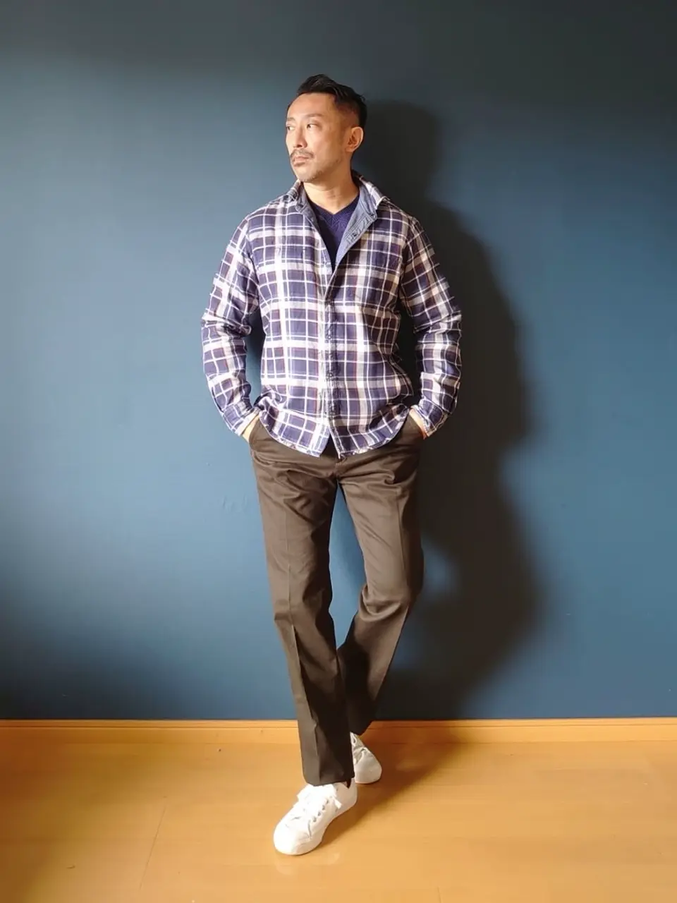 JOSEPH ABBOUD 安東 コーディネート画像