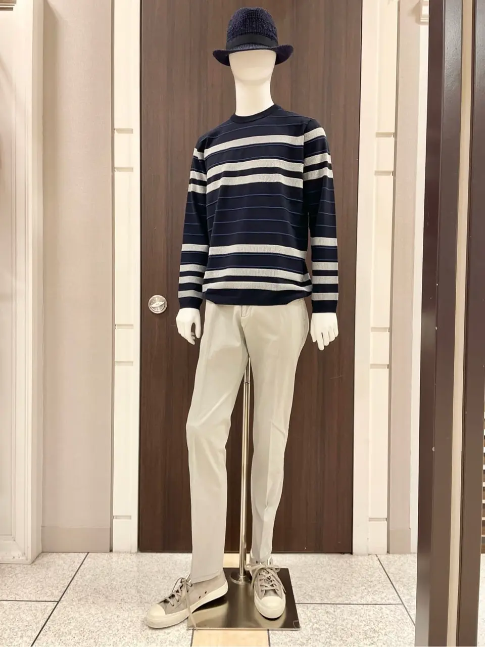 JOSEPH ABBOUD 松山 コーディネート画像