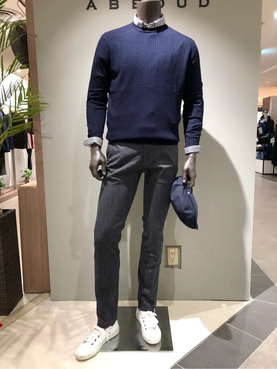 JOSEPH ABBOUD 川田 コーディネート画像