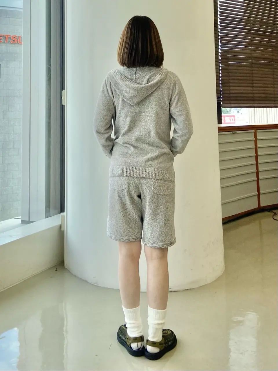 JOSEPH ABBOUD たかい　かおり コーディネート画像