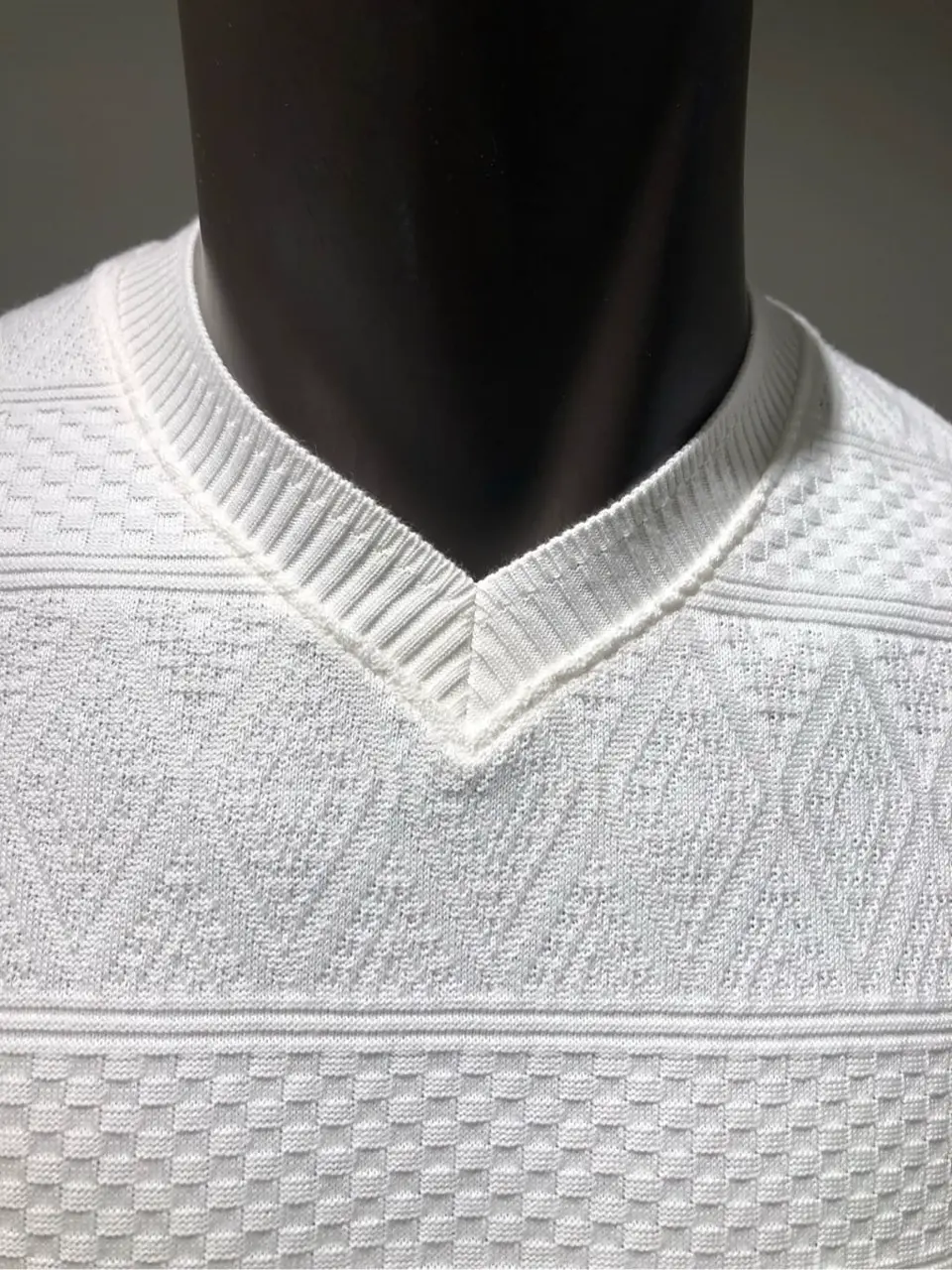 JOSEPH ABBOUD 川田 コーディネート画像