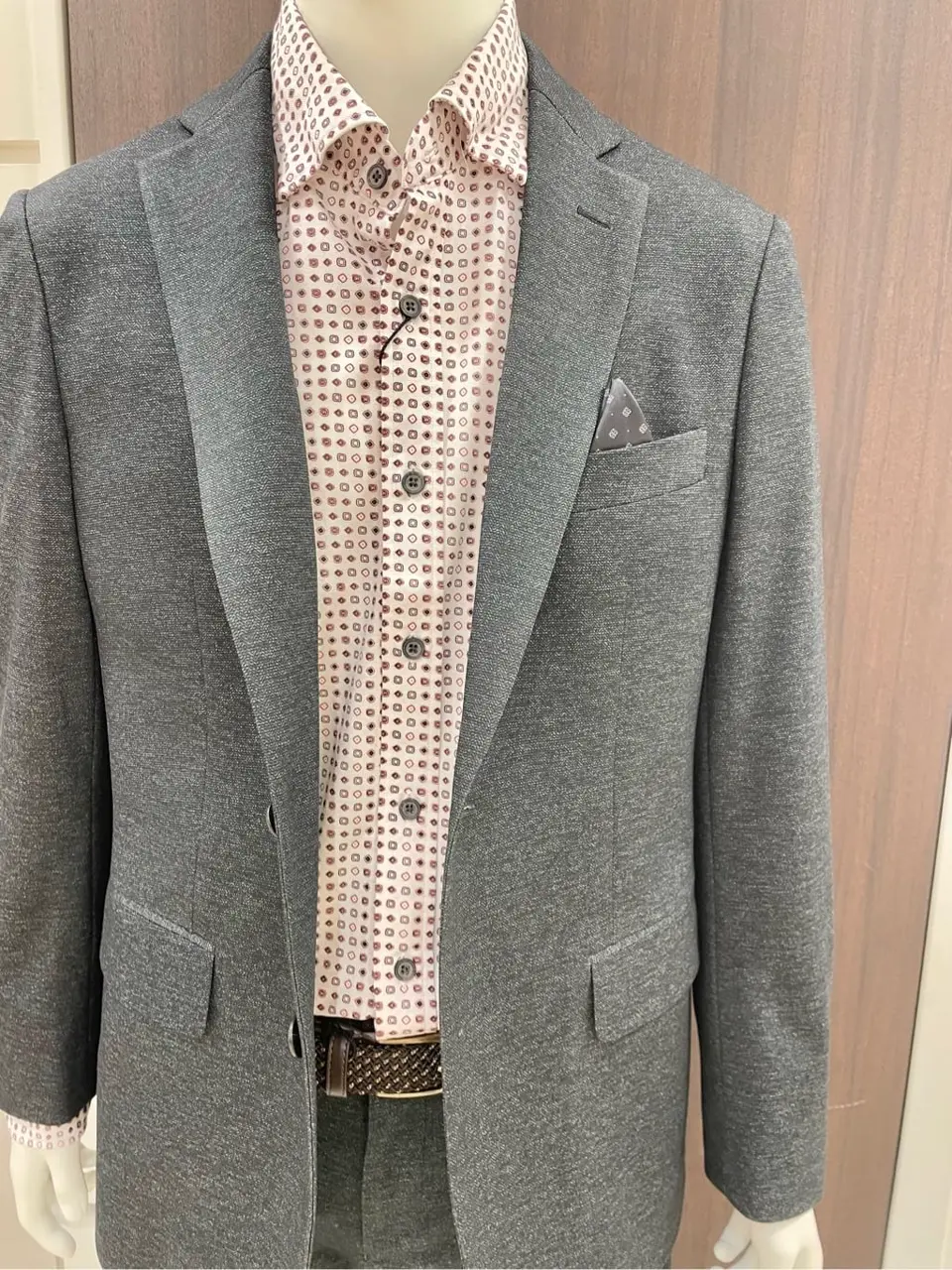 JOSEPH ABBOUD 松山 コーディネート画像