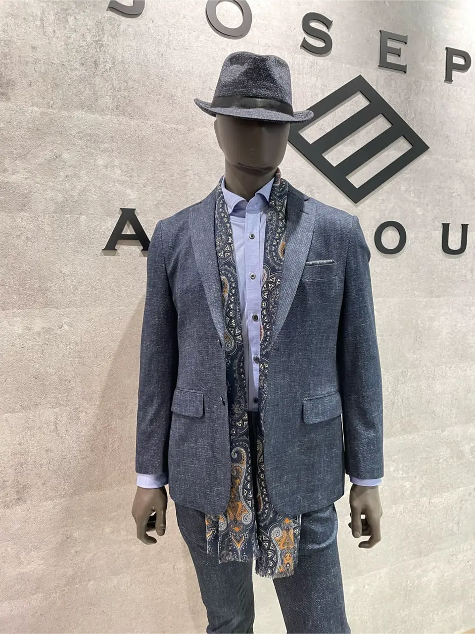 JOSEPH ABBOUD 東　 コーディネート画像