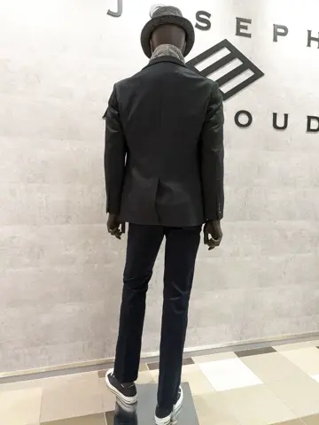 JOSEPH ABBOUD 大久 コーディネート画像