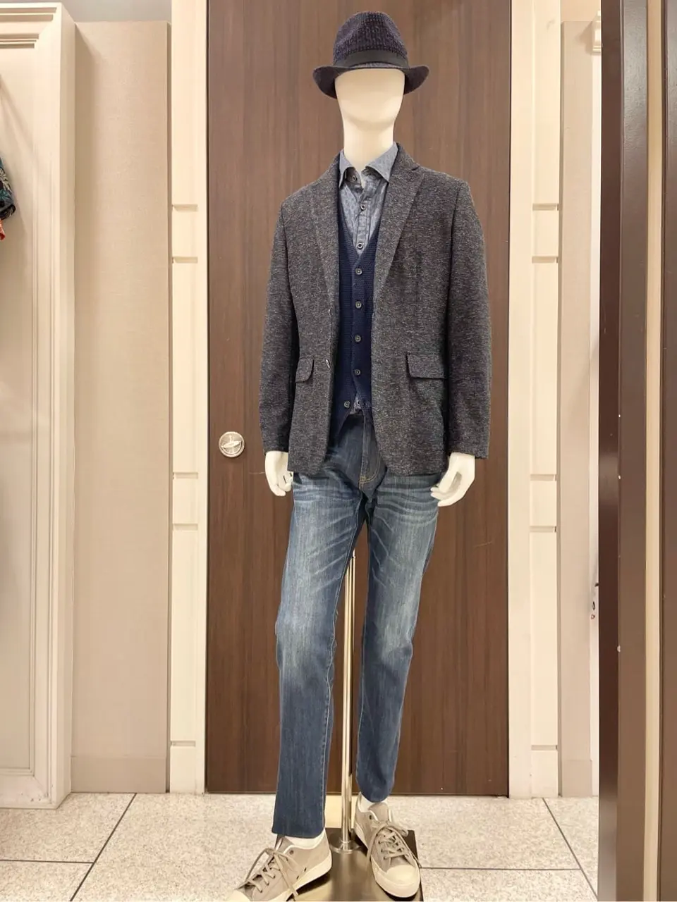 JOSEPH ABBOUD 松山 コーディネート画像