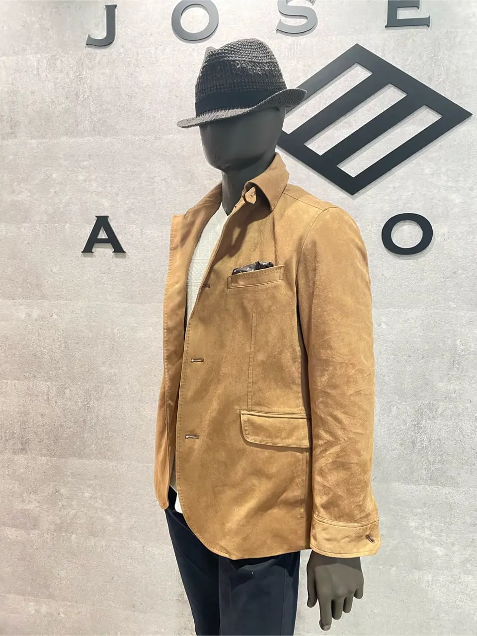 JOSEPH ABBOUD 東　 コーディネート画像