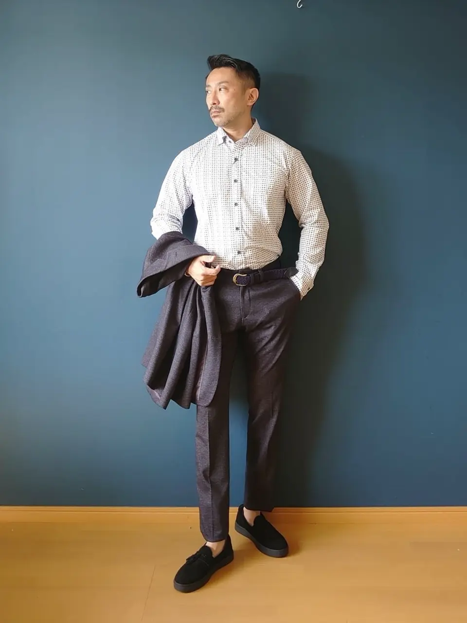 JOSEPH ABBOUD 安東 コーディネート画像