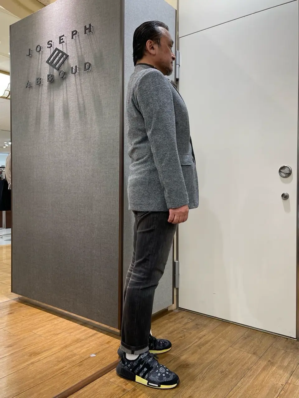 JOSEPH ABBOUD 辰見 コーディネート画像