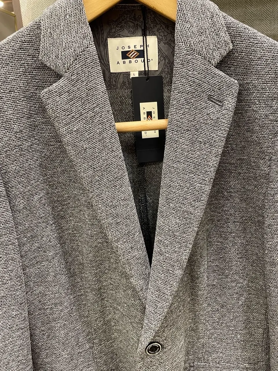 JOSEPH ABBOUD 辰見 コーディネート画像