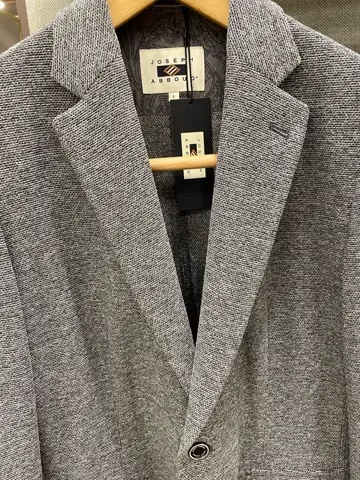 JOSEPH ABBOUD 辰見 コーディネート画像