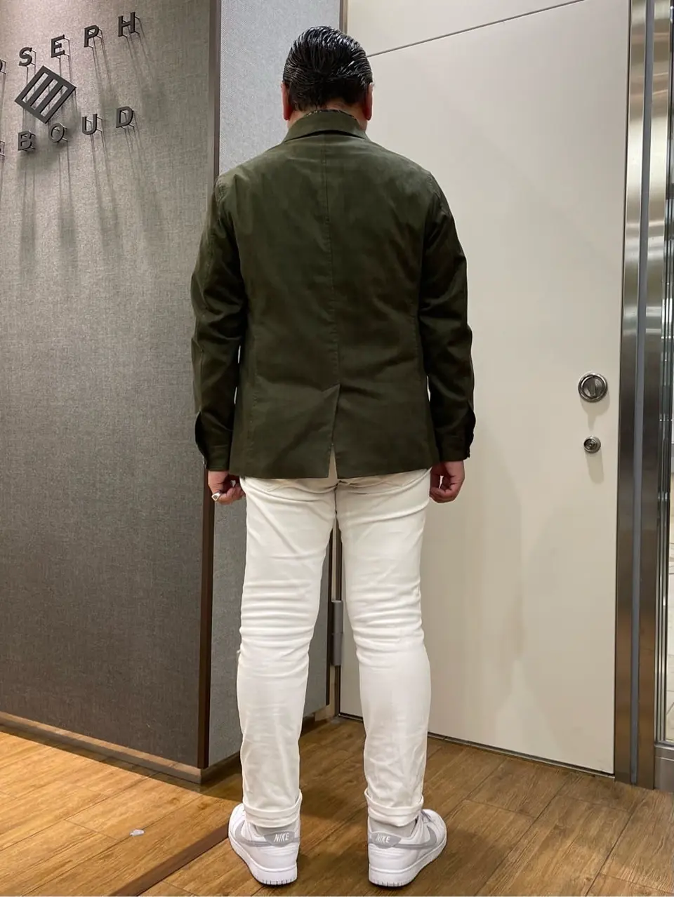 JOSEPH ABBOUD 辰見 コーディネート画像