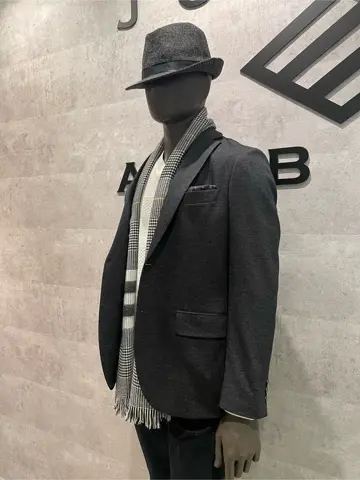 JOSEPH ABBOUD 東　 コーディネート画像