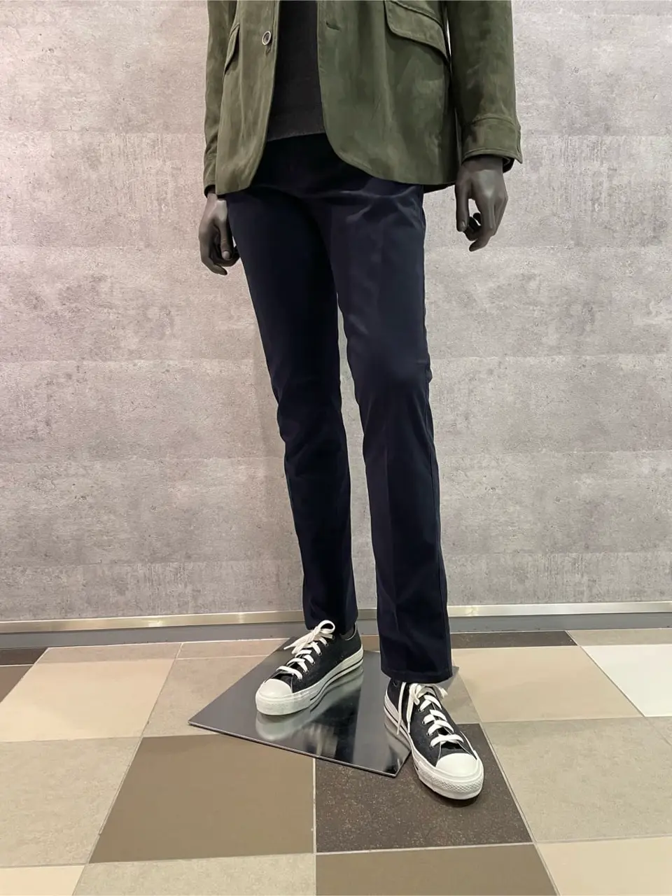 JOSEPH ABBOUD 東　 コーディネート画像