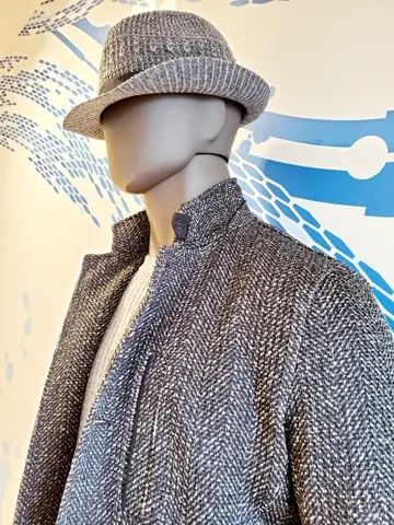 JOSEPH ABBOUD 亀井 コーディネート画像