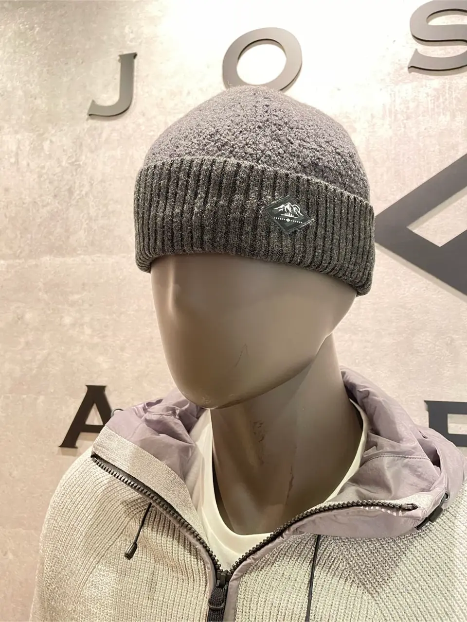 JOSEPH ABBOUD 東　 コーディネート画像