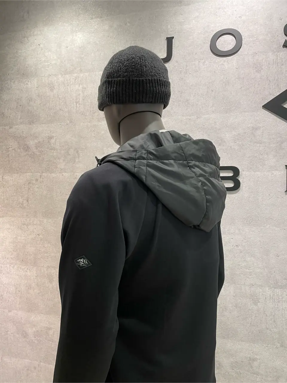 JOSEPH ABBOUD 東　 コーディネート画像