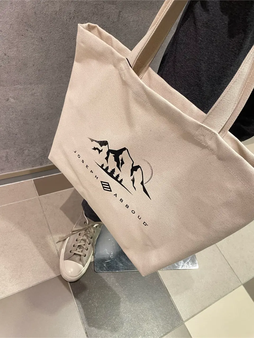 JOSEPH ABBOUD 東　 コーディネート画像