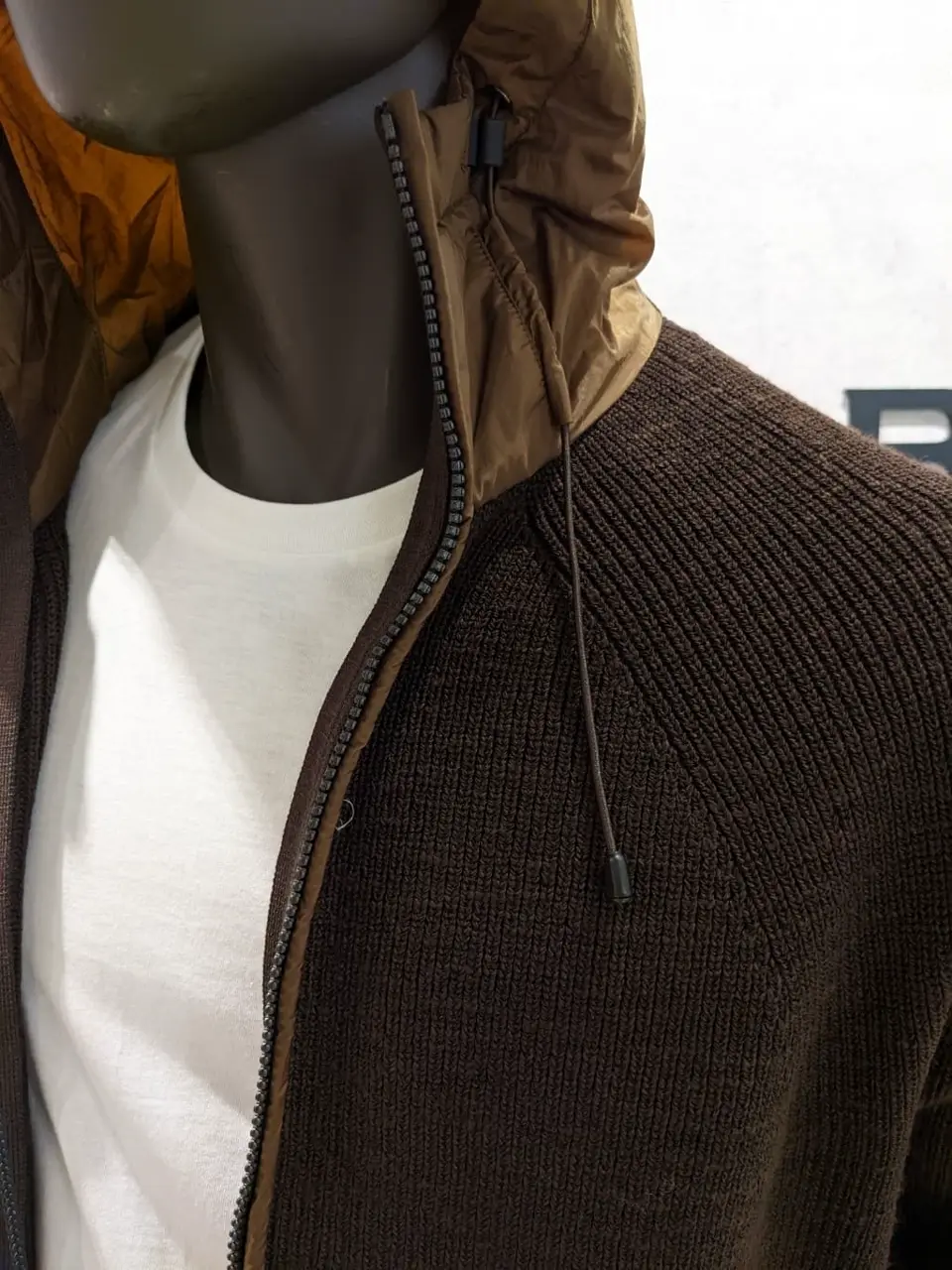 JOSEPH ABBOUD 大久 コーディネート画像