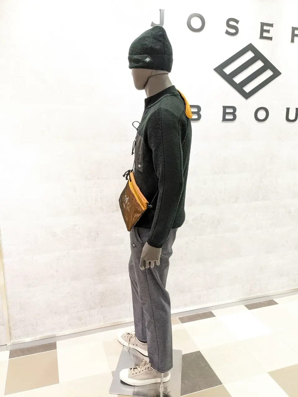 JOSEPH ABBOUD 大久 コーディネート画像