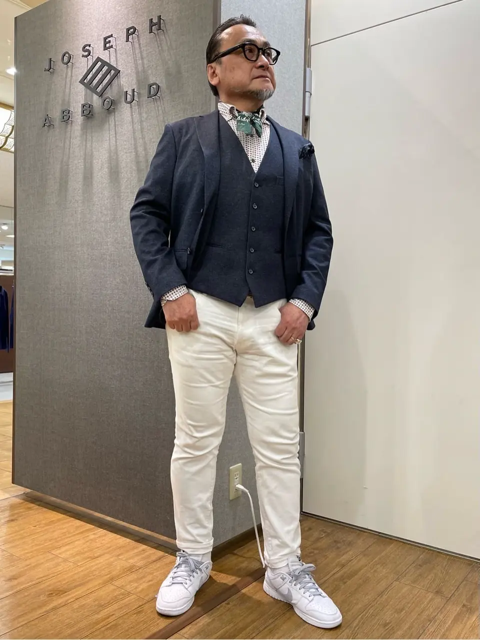 JOSEPH ABBOUD 辰見 コーディネート画像