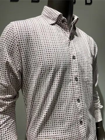 JOSEPH ABBOUD 伊津野 コーディネート画像