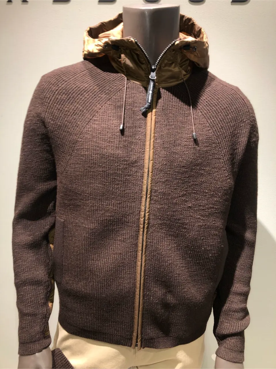 JOSEPH ABBOUD 川田 コーディネート画像