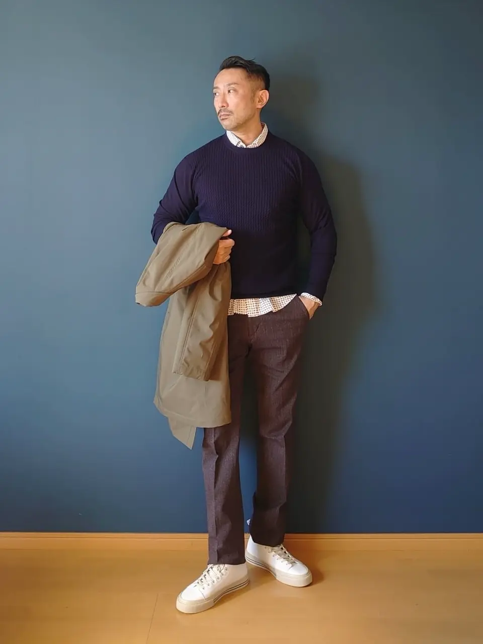 JOSEPH ABBOUD 安東 コーディネート画像