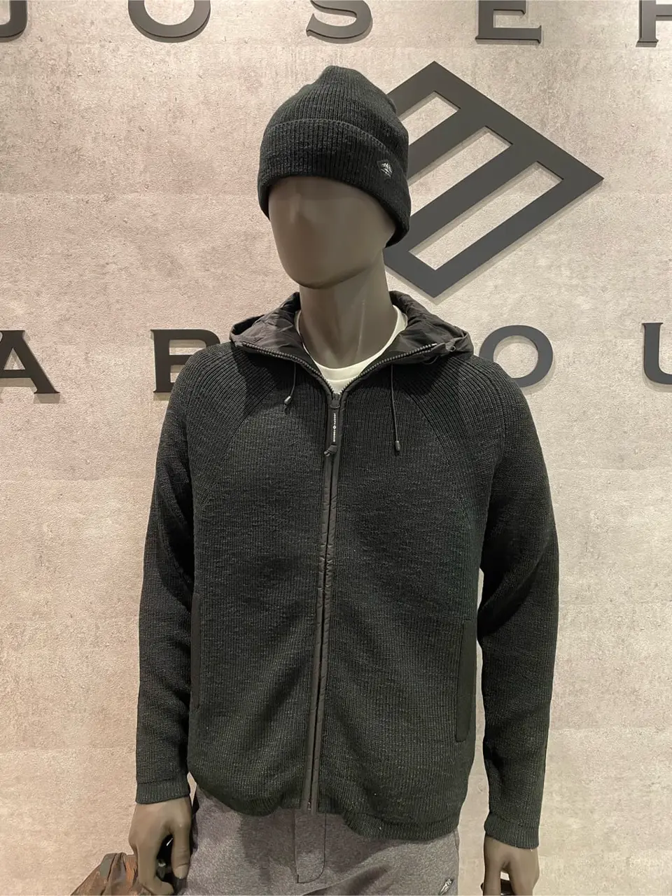 JOSEPH ABBOUD 東　 コーディネート画像