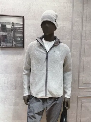 JOSEPH ABBOUD 二澤 コーディネート画像