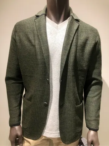 JOSEPH ABBOUD 川田 コーディネート画像