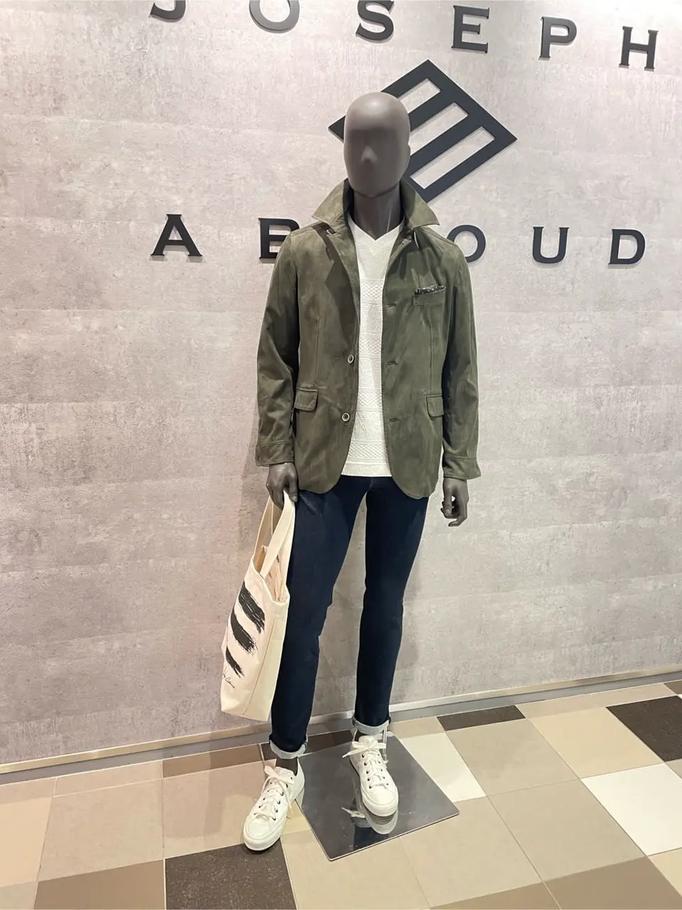  東　 コーディネート画像