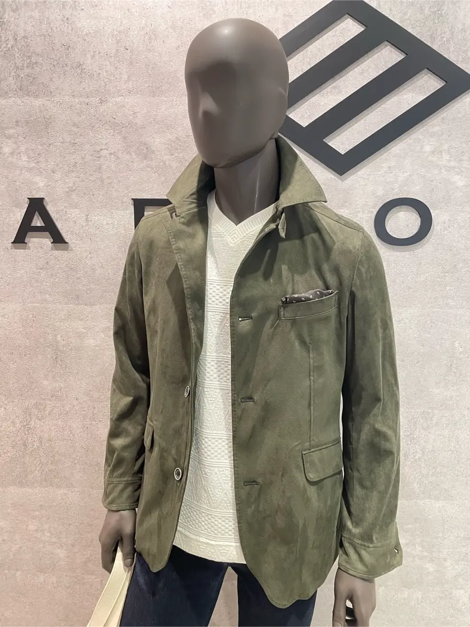 JOSEPH ABBOUD 東　 コーディネート画像