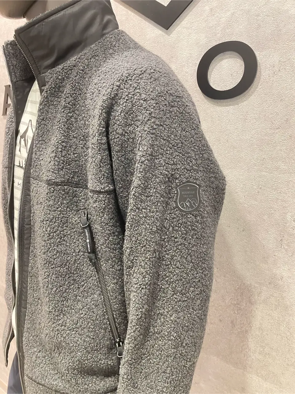 JOSEPH ABBOUD 東　 コーディネート画像