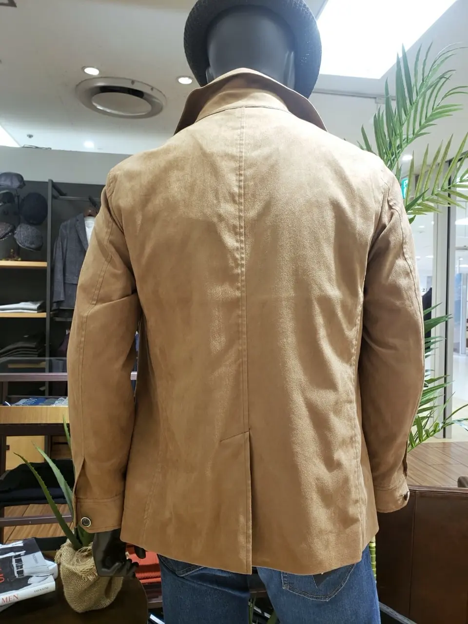 JOSEPH ABBOUD 中西 コーディネート画像