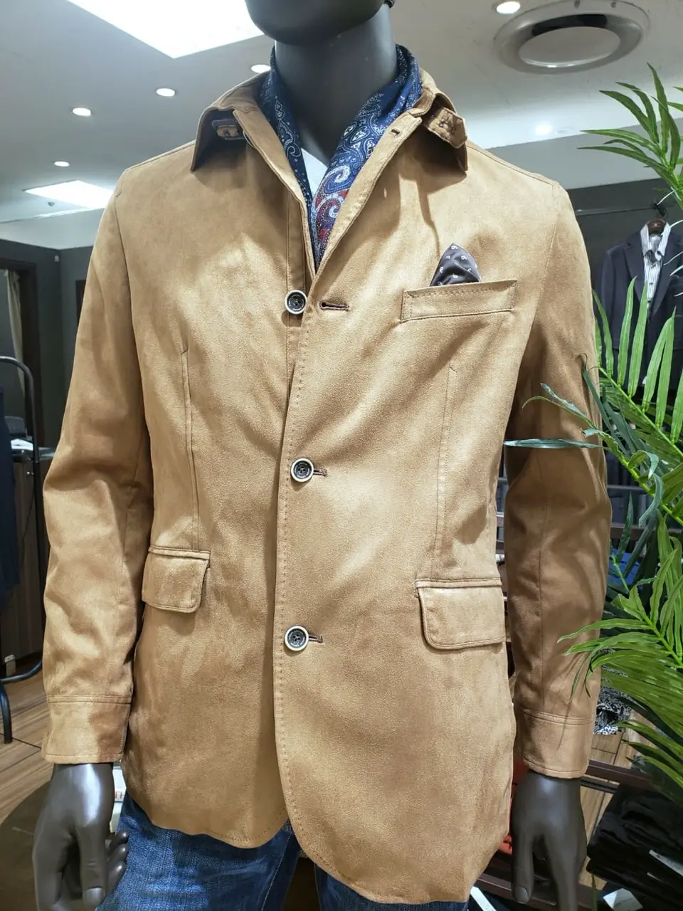 JOSEPH ABBOUD 中西 コーディネート画像