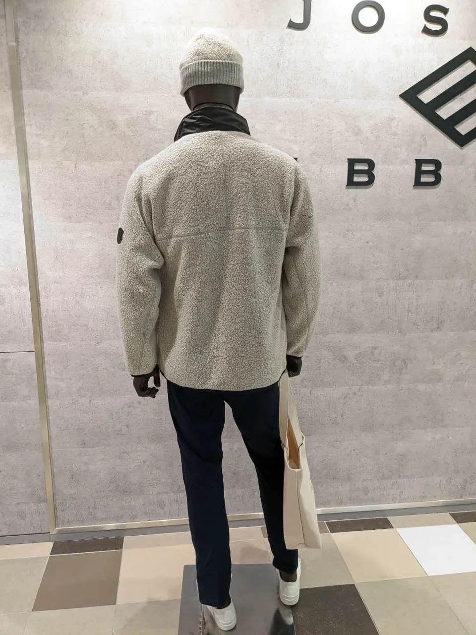 JOSEPH ABBOUD 大久 コーディネート画像