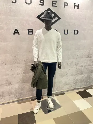 JOSEPH ABBOUD 東　 コーディネート画像